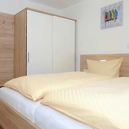 Ferienwohnungen Am Kajedeich Bensersiel Room photo